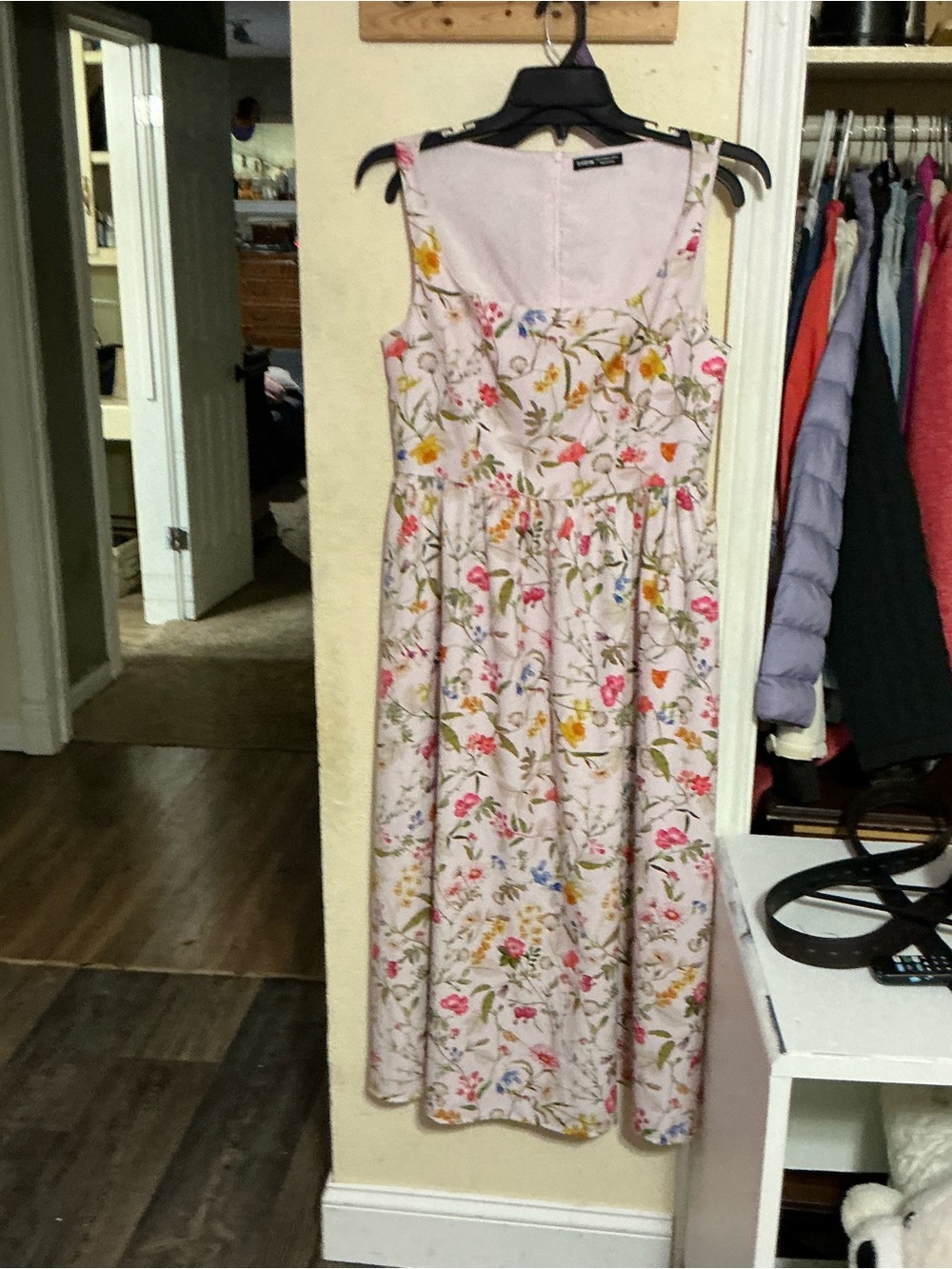 Cream floral Maxi dress & sun hat bundle- medium- excellent